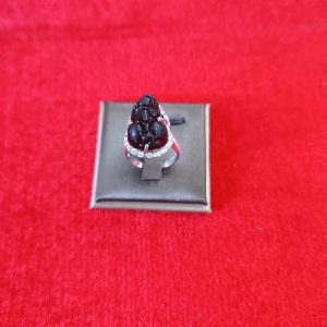 Nhẫn Tỳ Hưu Đá Đen – Chiêu Tài Hộ Mệnh