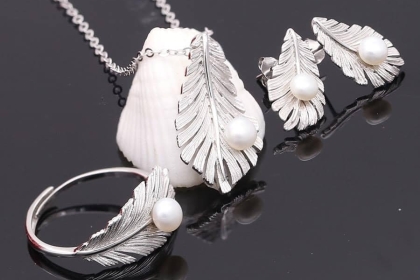 Bộ Sưu Tập Kim Xuyến Signature 